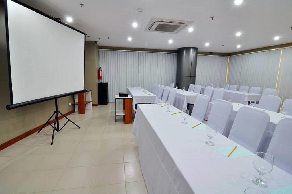 The Well Hotel Cebu Dış mekan fotoğraf